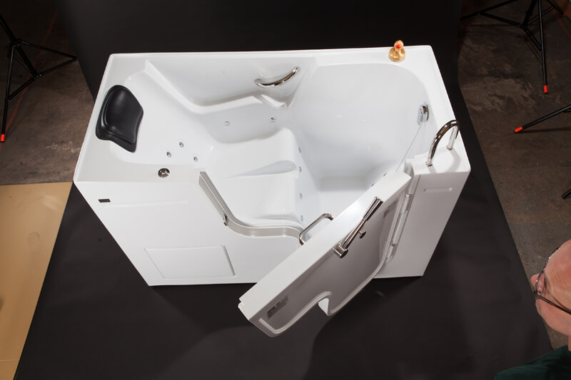 Walk-In Tub Cost Breakdown: What Are You Really Paying For?